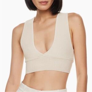 NWT Aritzia Babaton sculpt deep V top